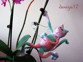 Вяжем игрушки спицами, самый большой выбор схем и описаний!