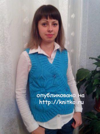 вяжем женский жилет спицами, большой выбор схем и описания