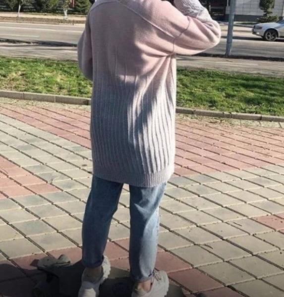 Женское пальто градиентом спицами