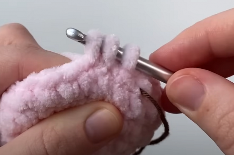 Вязание кошки крючком: схемы и видео для начинающих